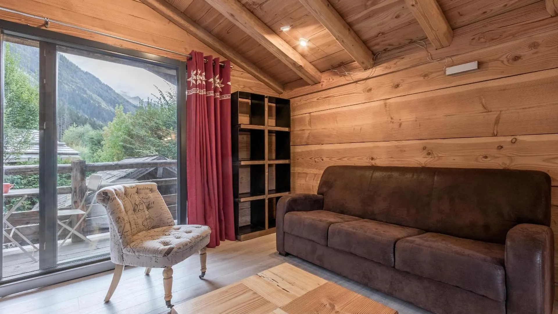 Le Grand Champs - Chalet Prive Avec Terrasse Et Vue Chamonix 0*,